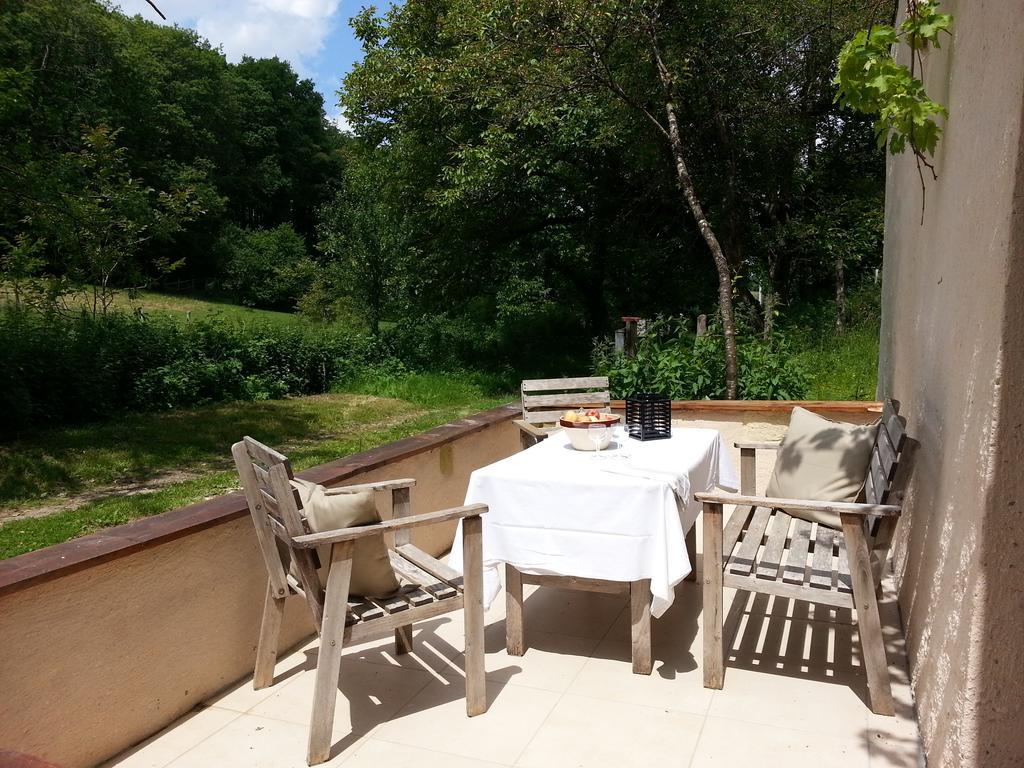 Holiday Home Le Vaugarnier Couture-sur-Loir Oda fotoğraf